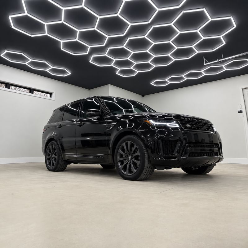 Les meilleures LED hexagonales pour garage en 2026 : comment bien choisir son éclairage ?