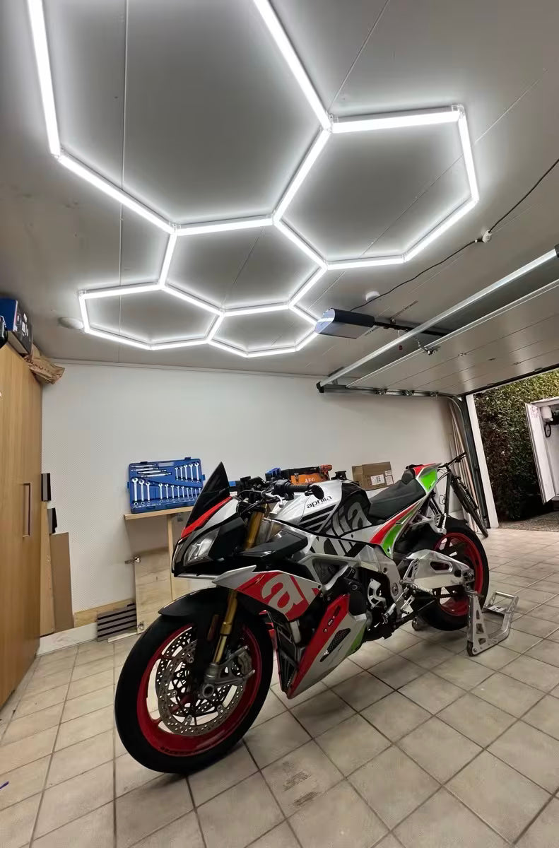 Éclairage plafond LED 5 Hexagones GSX™ - 2,40 × 1,70 m - 215W - Dimmable ou 3 couleurs