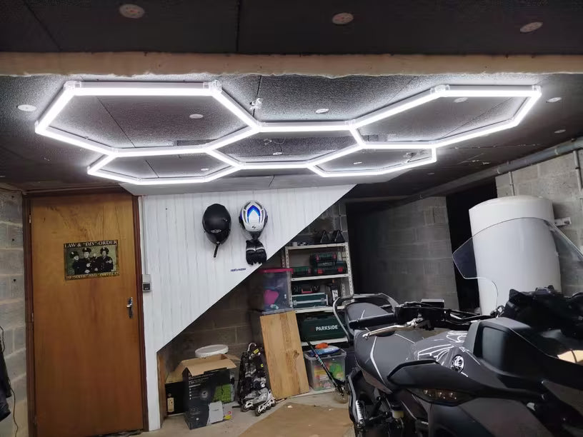 Éclairage plafond LED 5 Hexagones GSX™ - 2,40 × 1,70 m - 215W - Dimmable ou 3 couleurs